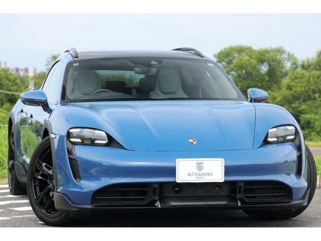 صورة 1 لـ 2022 Porsche TAYCAN CROSS TURISMO