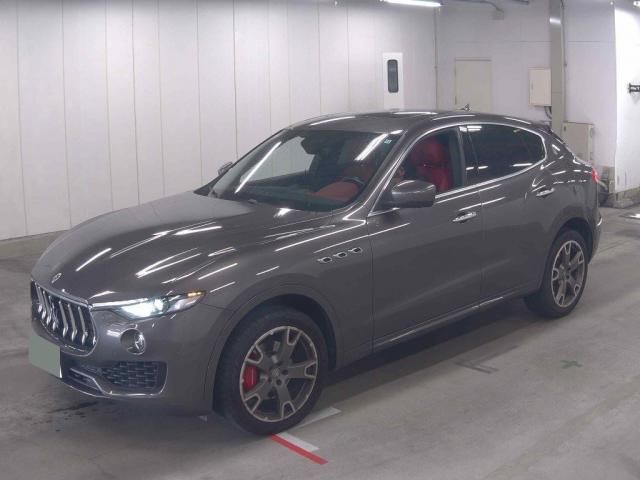 2016 Maserati LEVANTE — фото 4
