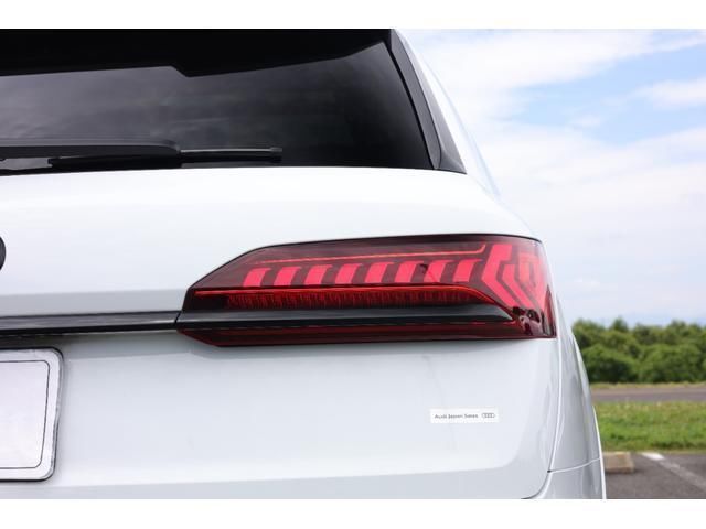 2024 AUDI SQ7 — миниатюра 8
