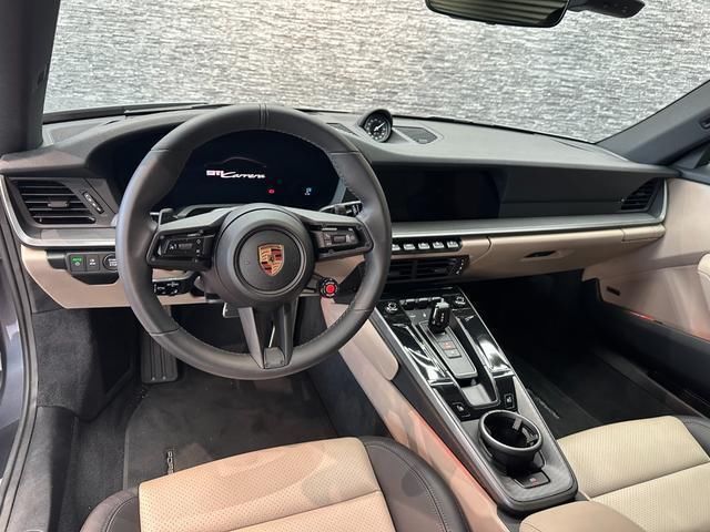 2025 Porsche 911 — миниатюра 2