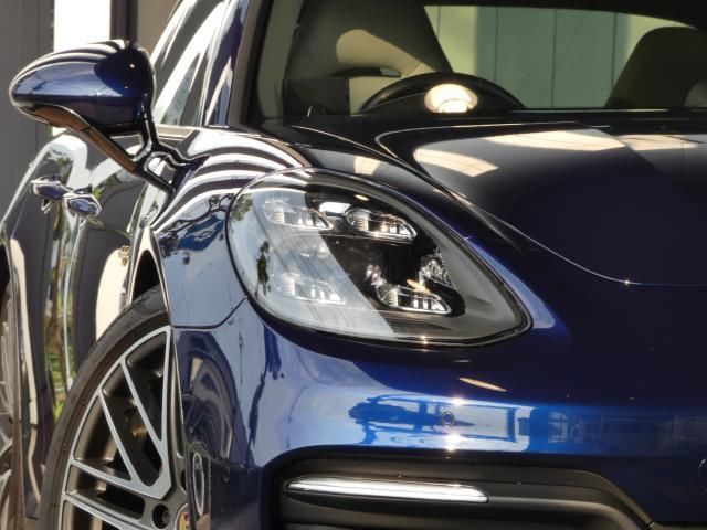 2021 Porsche PANAMERA — миниатюра 3