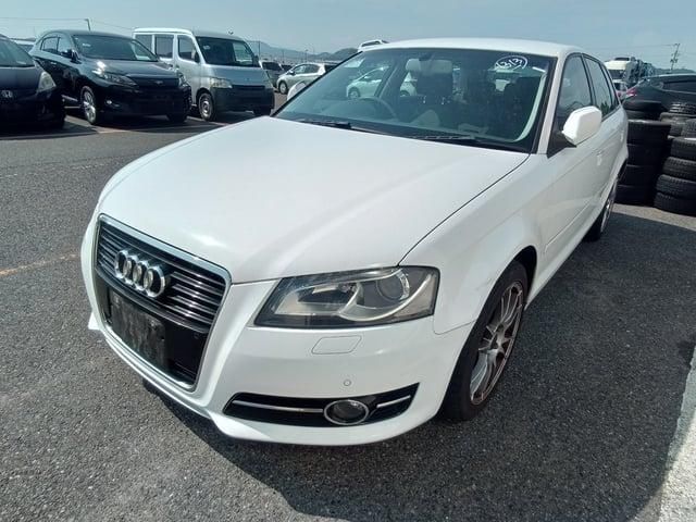 2010 AUDI A3 — фото 2