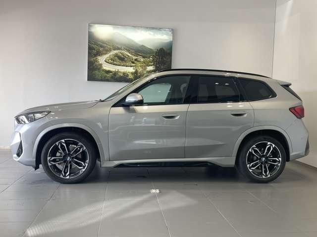 2025 BMW X1 照片 9
