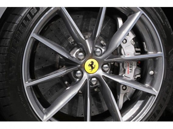 2020 Ferrari 812 GTS 照片 6