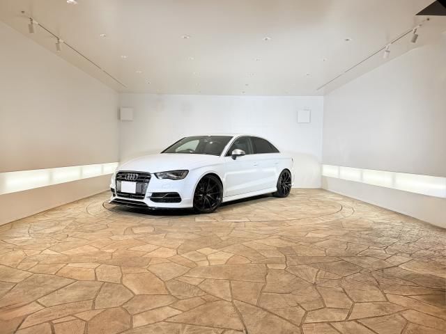 2015 AUDI S3 SEDAN 照片 1