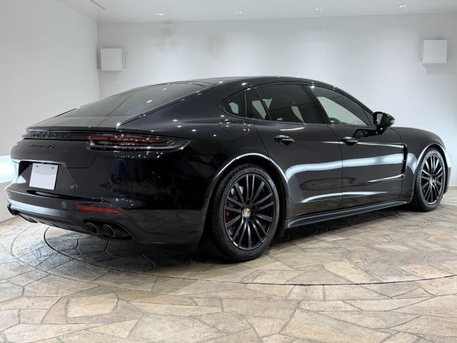 2019 Porsche PANAMERA — миниатюра 3