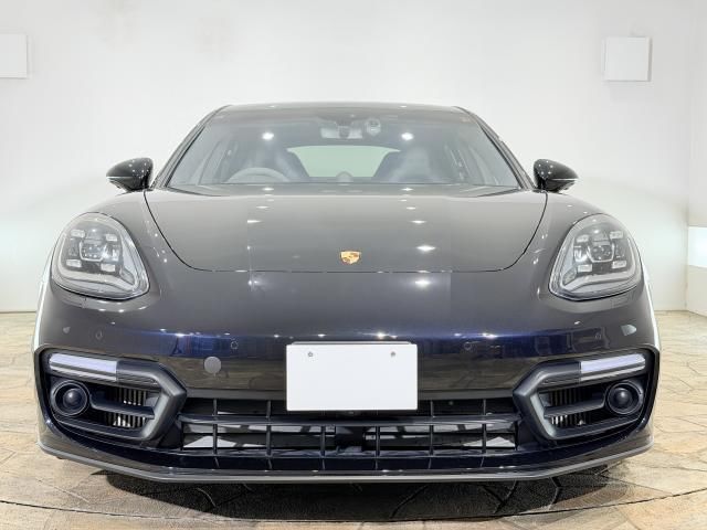 2019 Porsche PANAMERA — миниатюра 2