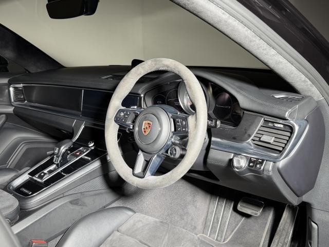 2019 Porsche PANAMERA — миниатюра 4