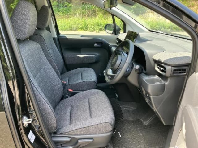 صورة 4 لـ 2026 Toyota SIENTA