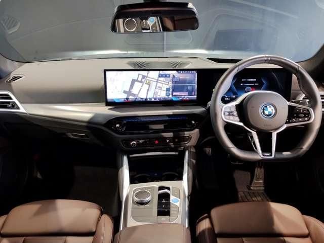 2025 BMW I4 — фото 3