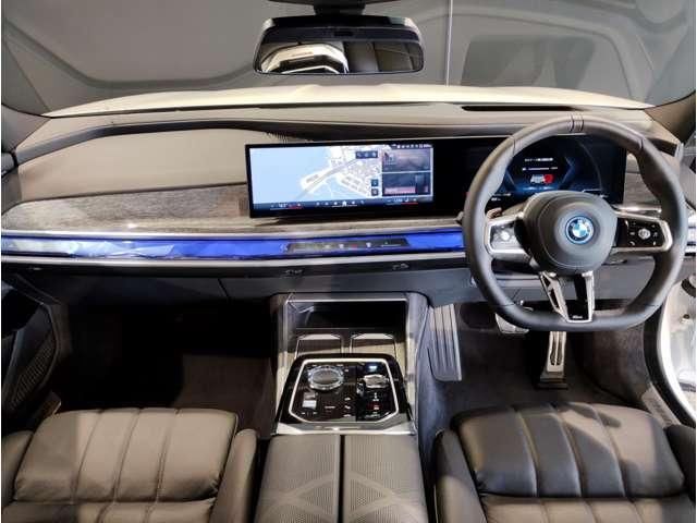 2025 BMW I7 — фото 3