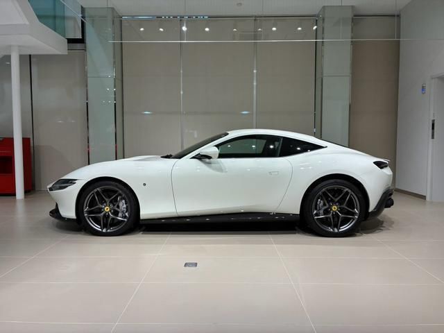 2022 Ferrari ROMA — миниатюра 3