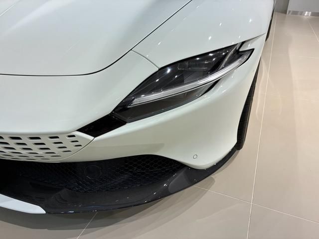 2022 Ferrari ROMA — миниатюра 7