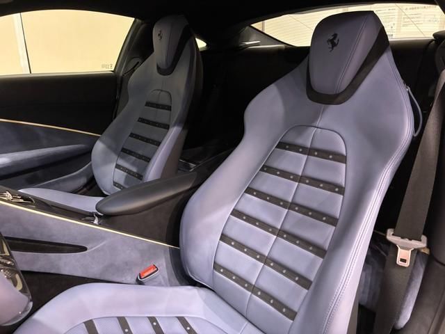2022 Ferrari ROMA — миниатюра 8