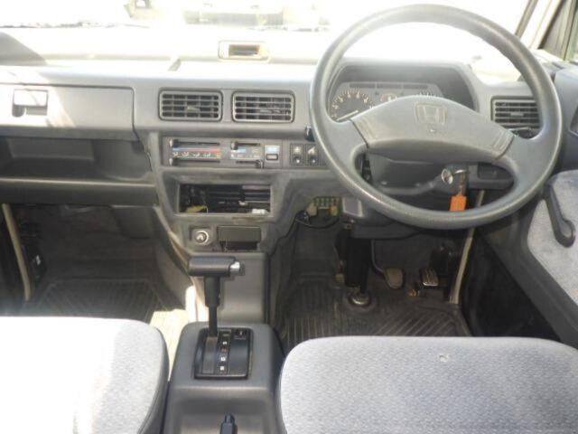 صورة 6 لـ 1996 Honda STREET