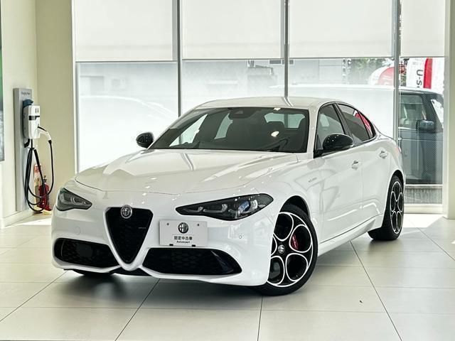 2024 ALFA Romeo JULIA 照片 1