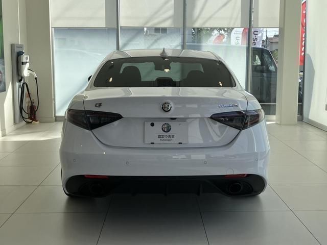 2024 ALFA Romeo JULIA 照片 4