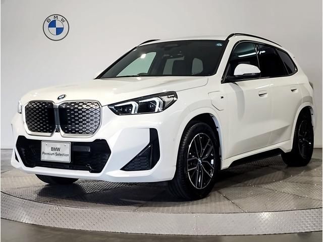 2025 BMW IX1 照片 1