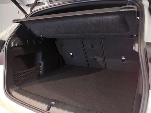2025 BMW IX1 照片 7