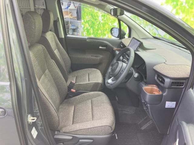 صورة 4 لـ 2026 Toyota SIENTA