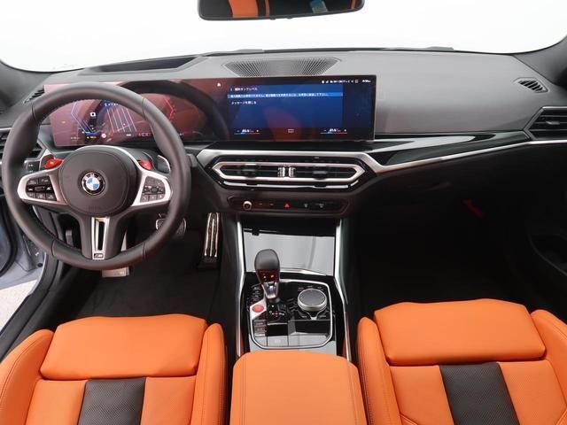 2024 BMW M4 照片 2