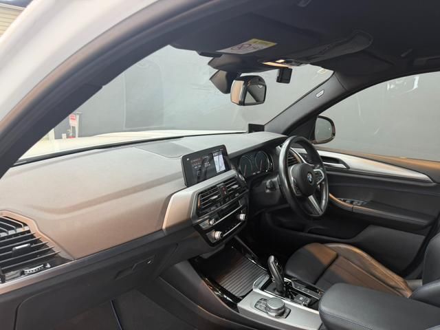 2017 BMW X3 photo 6