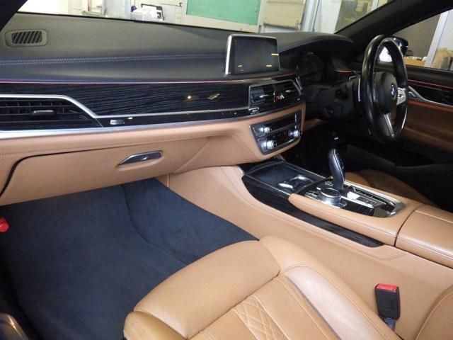 صورة 3 لـ 2021 BMW 7 SERIES