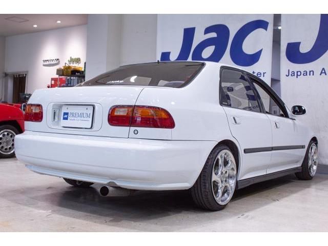 1993 Honda CIVIC FERIO photo 2