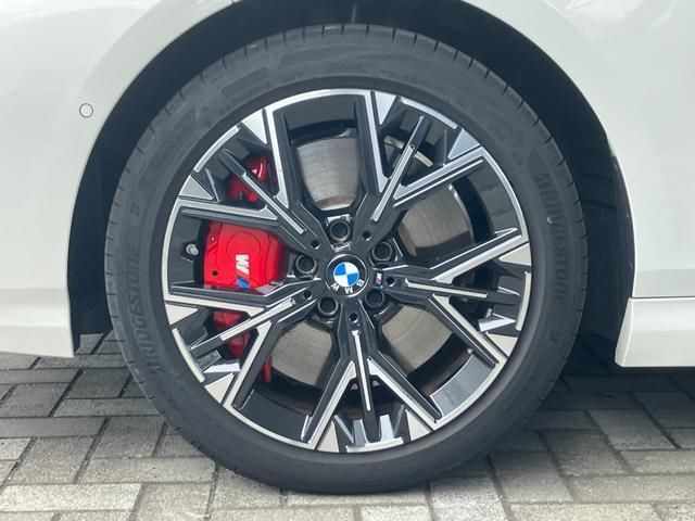 2026 BMW 1 SERIES 缩略图 9