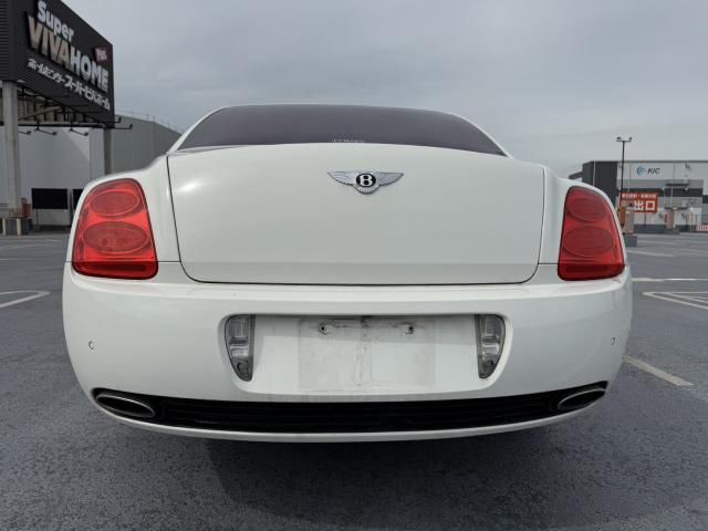 صورة مصغرة 6 لـ 2006 Bentley FLYING SPUR