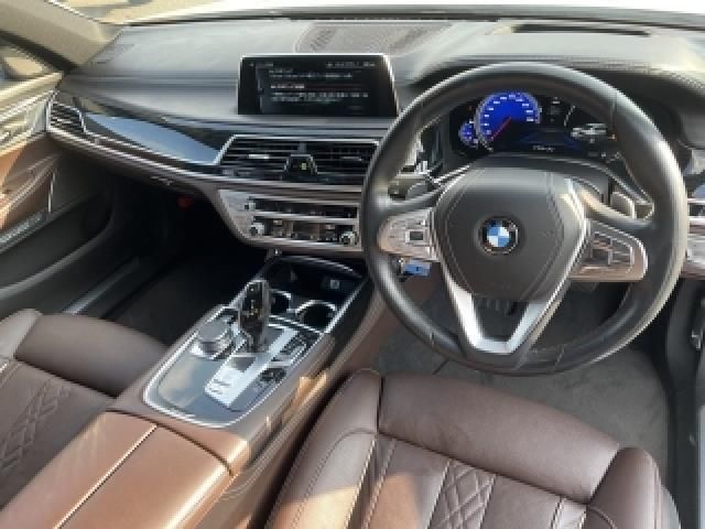 صورة 3 لـ 2016 BMW 7 SERIES