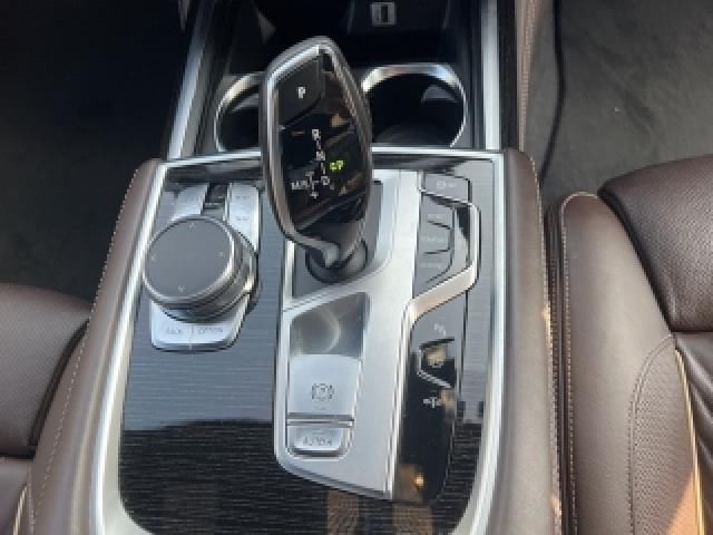 صورة 4 لـ 2016 BMW 7 SERIES