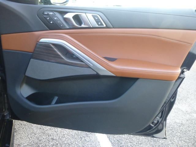 صورة 6 لـ 2025 BMW X6