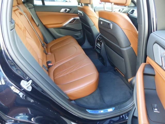 صورة 7 لـ 2025 BMW X6
