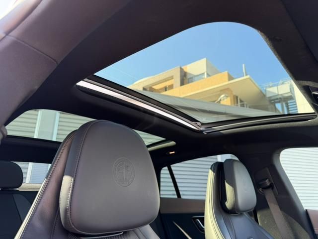 2024 Mercedes-BENZ EQE photo 8