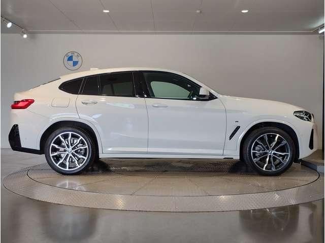 2024 BMW X4 photo 8