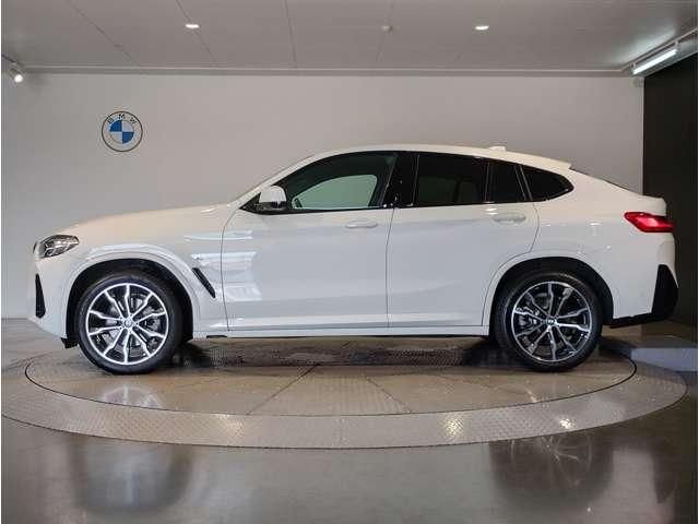 2024 BMW X4 photo 9