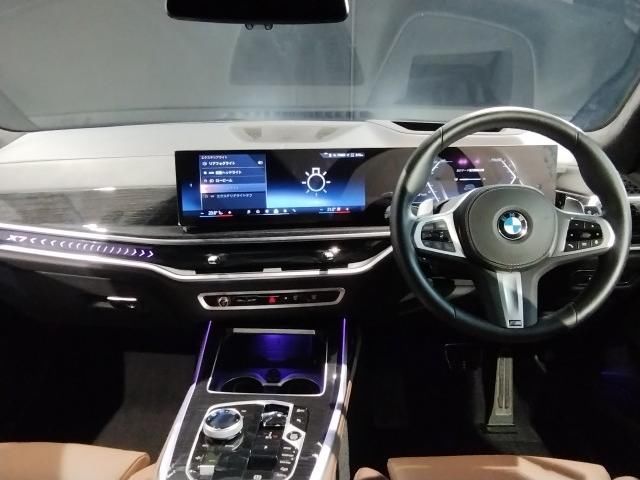 2023 BMW X7 照片 2