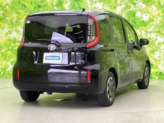 صورة 3 لـ 2026 Toyota SIENTA