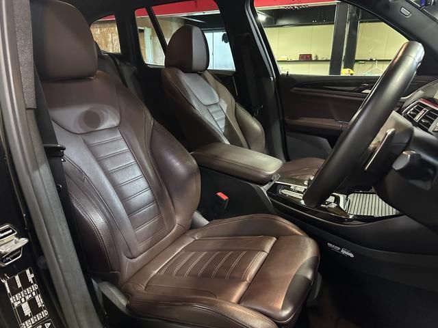 2018 BMW X3 photo 8