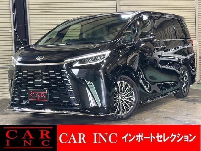 2024 Lexus LM photo 1