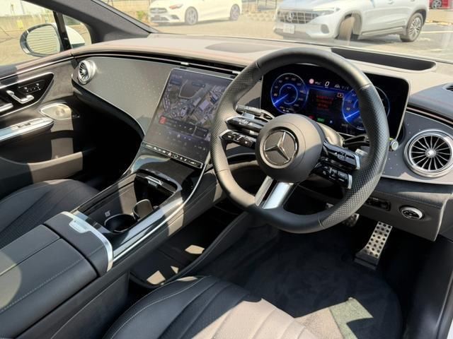 2023 Mercedes-BENZ EQE photo 2