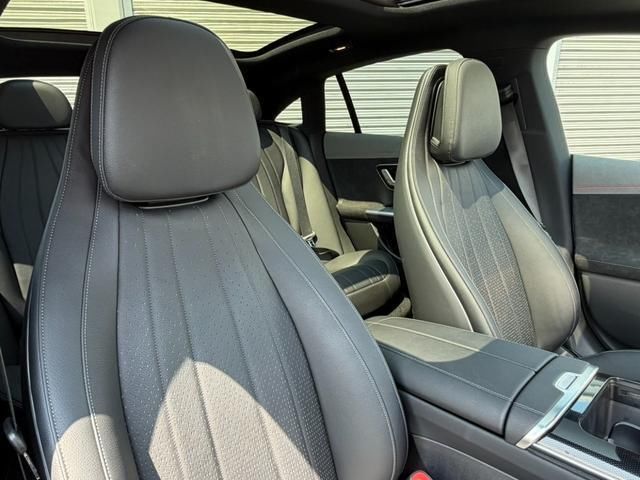 2023 Mercedes-BENZ EQE photo 4