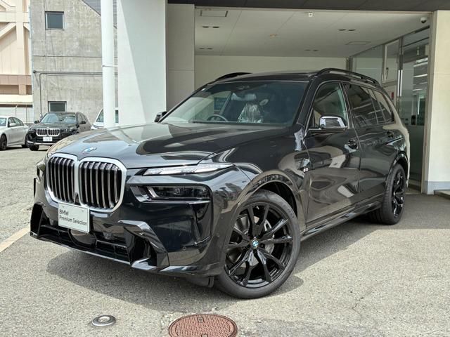 2025 BMW X7 照片 1