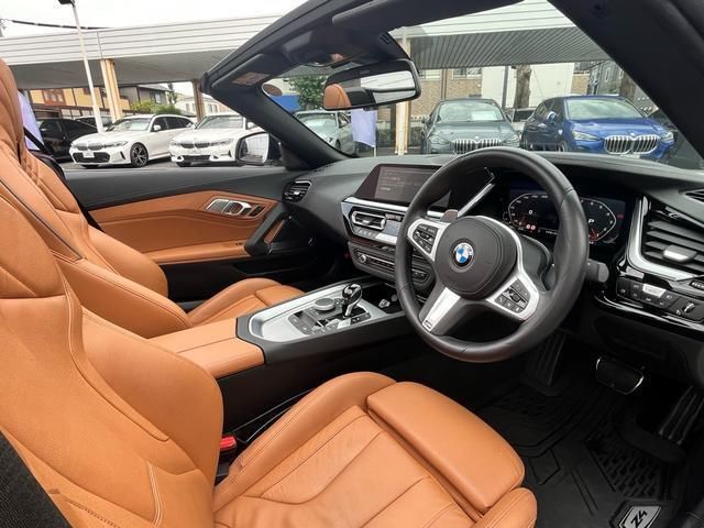 صورة 4 لـ 2023 BMW Z4