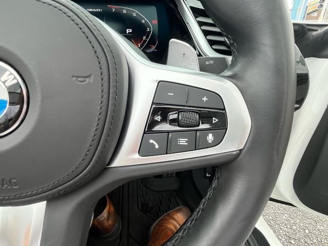 صورة 9 لـ 2023 BMW Z4