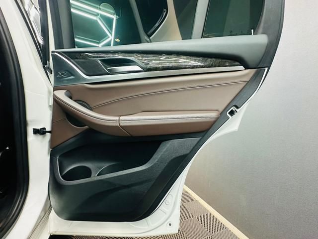 2018 BMW X3 photo 6