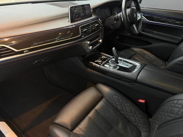 صورة 4 لـ 2019 BMW 7 SERIES