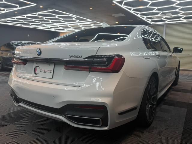 صورة 7 لـ 2019 BMW 7 SERIES