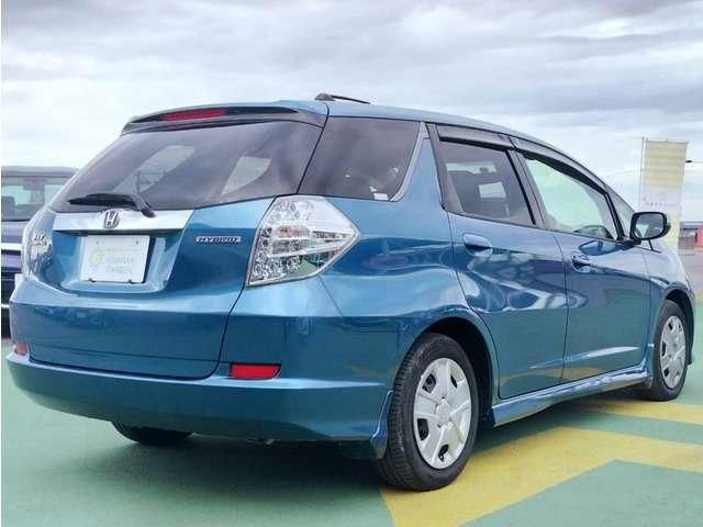2011 Honda FIT SHUTTLE HYBRID — фото 2